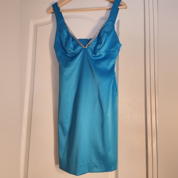 Turquoise dress - Picture 1 of 5